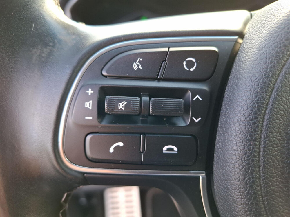 Kia Niro 1.6 GDi Hybrid ExecutiveLine | cruise control | elektrisch glazen schuif-/kanteldak| navigatie | lederen bekleding