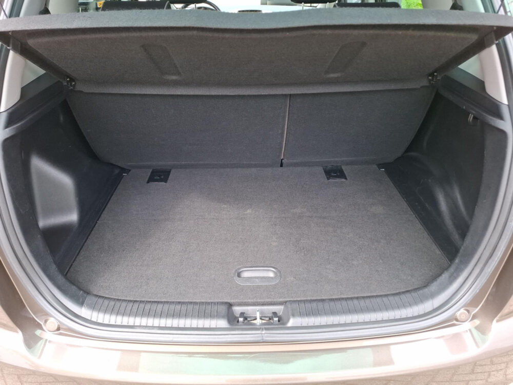 Kia Venga 1.4 CVVT ExecutiveLine | Navi | Cruise