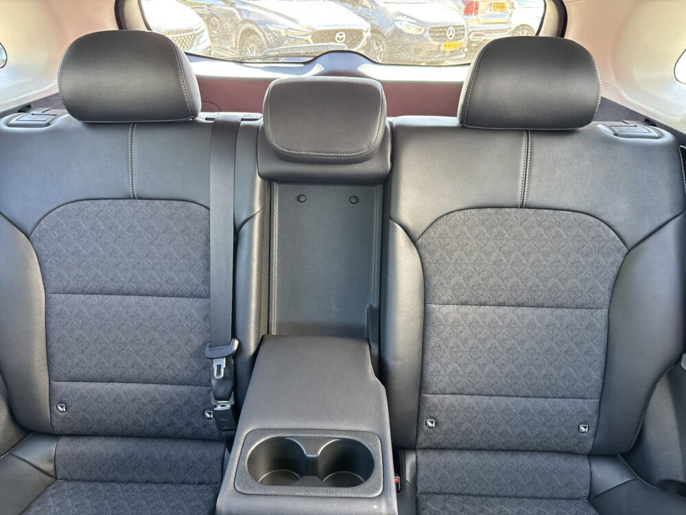 Kia Niro 1.6 GDi Hybrid DynamicLine Navigatie | Achteruitrijcamera | Trekhaak