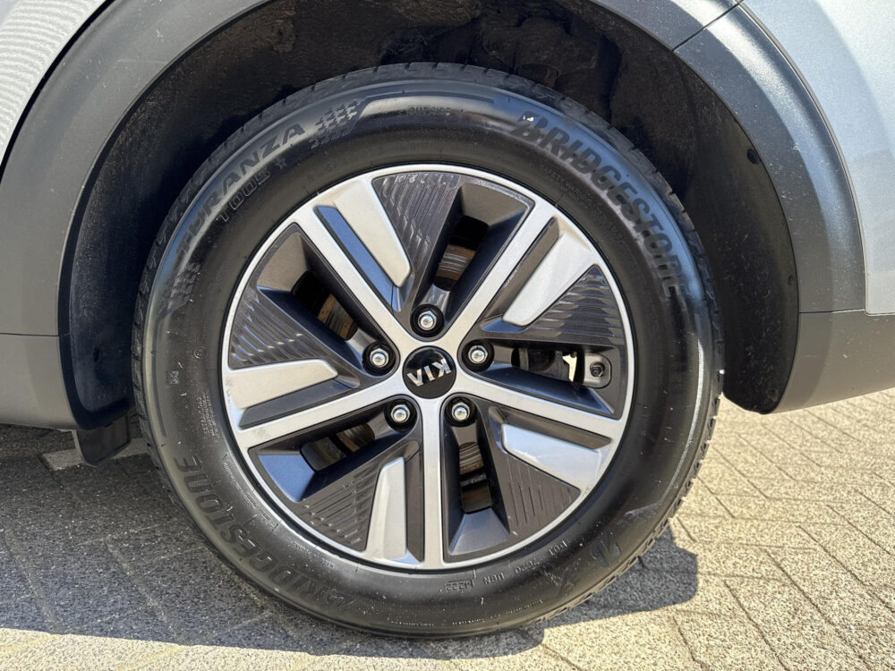 Kia Niro 1.6 GDi Hybrid DynamicLine Navigatie | Achteruitrijcamera | Trekhaak