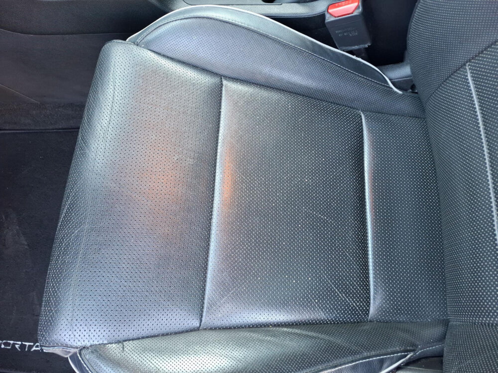 Kia Sportage 1.6 GDI ExecutiveLine | verwarmde stoelen voor/achter | airco | navigatie | cruise control | dode hoekdetectie
