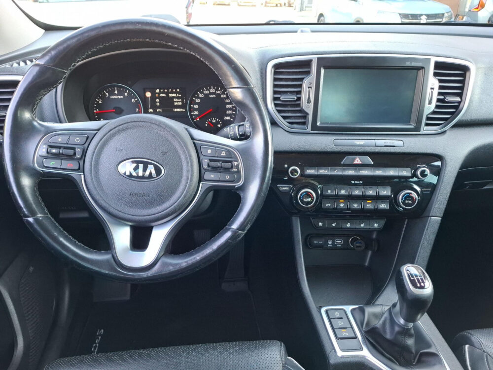 Kia Sportage 1.6 GDI ExecutiveLine | verwarmde stoelen voor/achter | airco | navigatie | cruise control | dode hoekdetectie