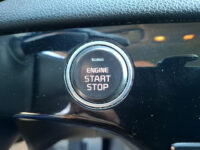 Kia Sportage 1.6 GDI ExecutiveLine | verwarmde stoelen voor/achter | airco | navigatie | cruise control | dode hoekdetectie