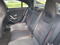 Mercedes-Benz CLA-klasse 180 Premium Plus | AMG Styling | panorama dak | digitaal dashboard | cruise control | climate control | camera