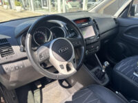 Kia Venga 1.4 CVVT DynamicPLusLine Navigatie | Trekhaak | Camera | Cruise Control | Parkeersensoren | BlueTooth