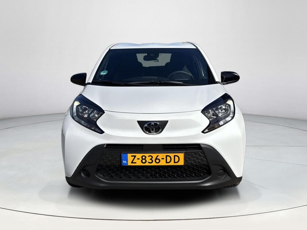 Toyota Aygo X 1.0 VVT-i MT Play tot 10 jaar Fabrieksgarantie | Achteruitrijcamera | Apple carplay |