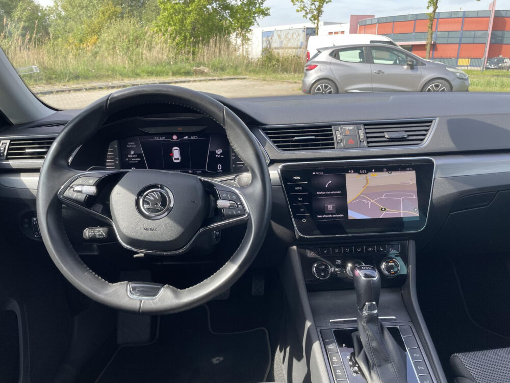 Skoda Superb 1.4 TSI iV Business Edition | Stoel stuur verwarming | Elektrische klep |