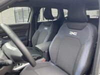 Dacia Duster 1.6 Hybrid 140 Extreme | Dodehoek detectie | Achteruitrijcamera | Applecarplay |