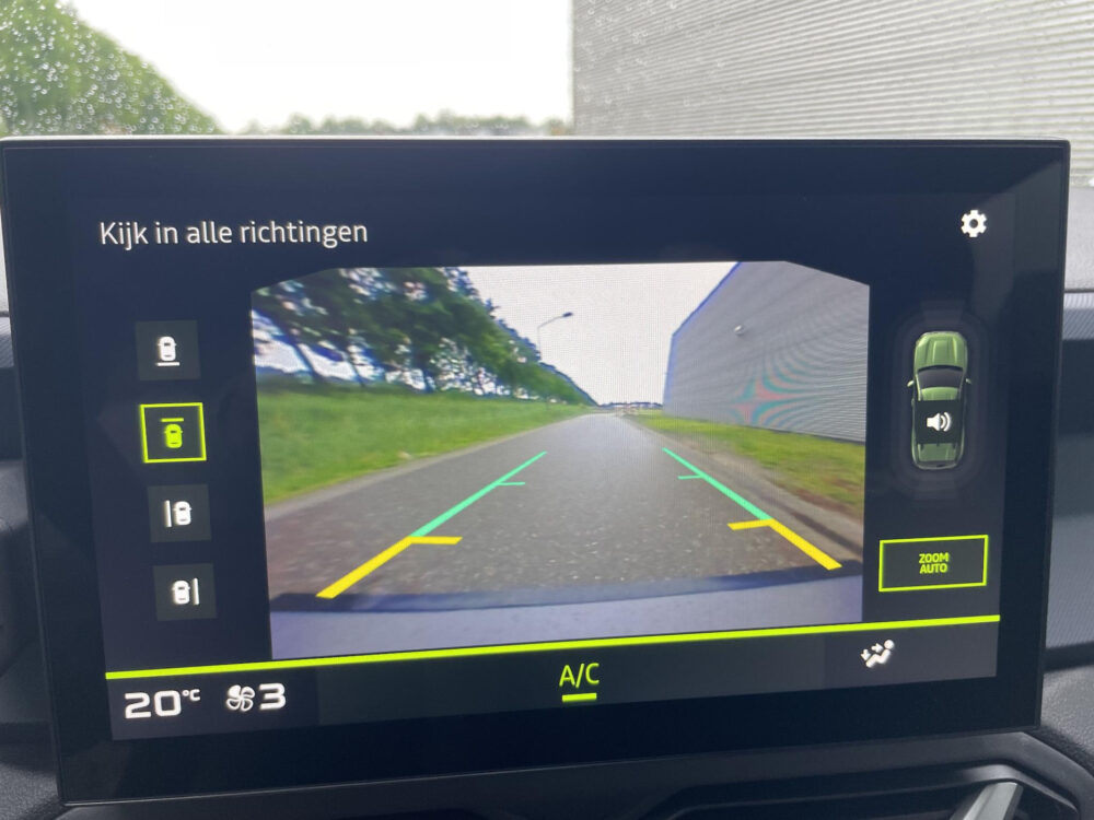 Dacia Duster 1.6 Hybrid 140 Extreme | Dodehoek detectie | Achteruitrijcamera | Applecarplay |