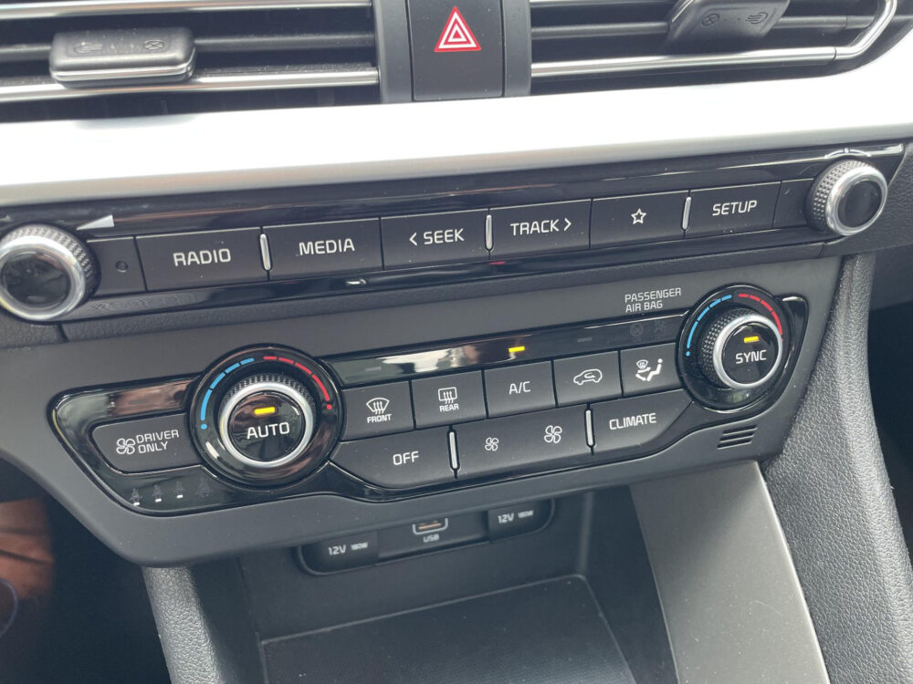 Kia Niro 1.6 GDi PHEV DynamicPlusLine | Camera | | BTW ! !