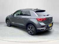 Volkswagen T-Roc 1.0 TSI Style Business | BTW ! ! | Panoramaschuif dak | Elk achterklep | Digital dashboard |