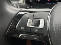 Volkswagen T-Roc 1.0 TSI Style Business | BTW ! ! | Panoramaschuif dak | Elk achterklep | Digital dashboard |