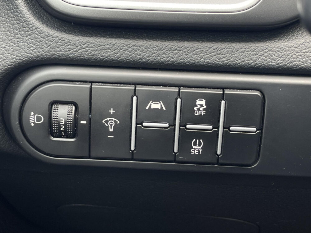 Kia Ceed 1.0 T-GDi ComfortLine | Carplay | Achteruitrijcamera | BTW !! |
