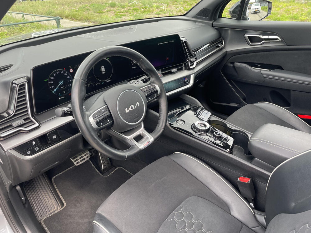 Kia Sportage 1.6 T-GDi Hybrid GT-Line | Pano | Trekhaak | Elk achterklep |