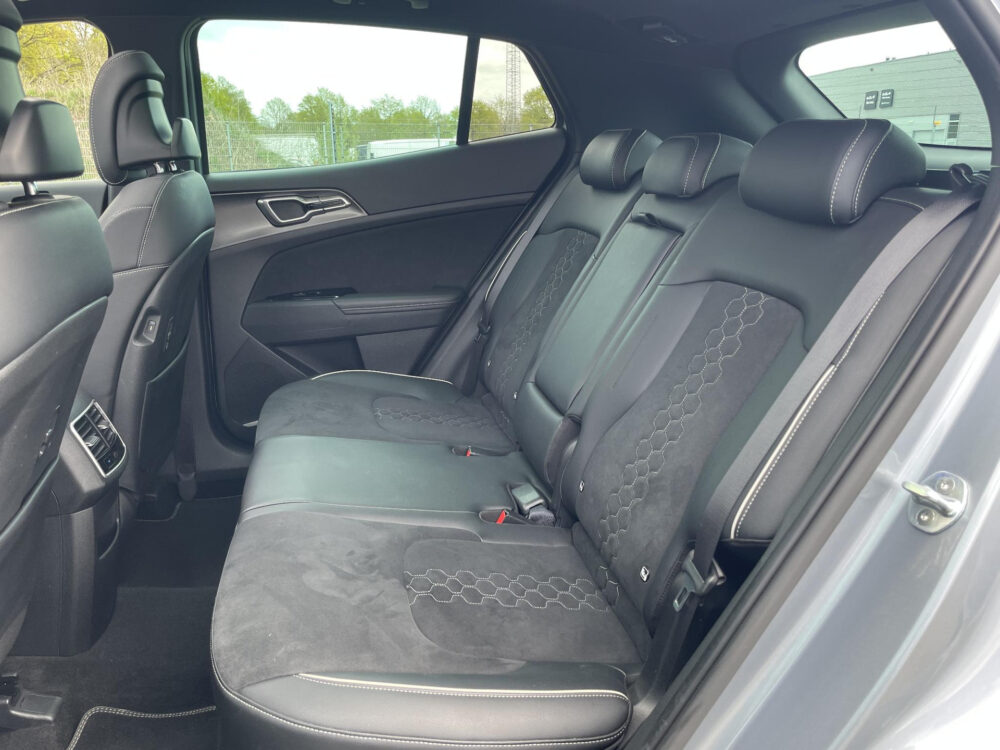 Kia Sportage 1.6 T-GDi Hybrid GT-Line | Pano | Trekhaak | Elk achterklep |