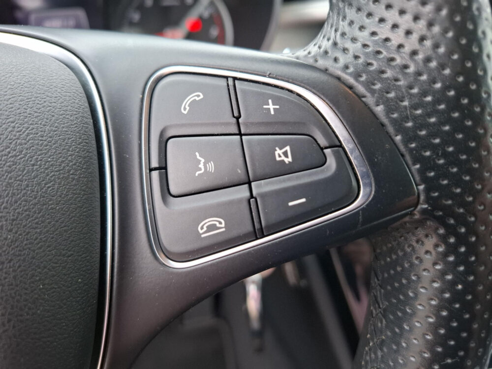 Mercedes-Benz C-klasse 180 Ambition | automaat | navi | airco | parkeersensoren