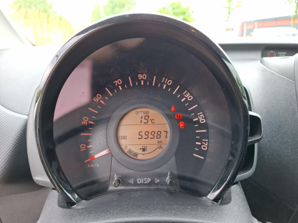 Toyota Aygo 1.0 VVT-i x-fun LED verlichting | Airco | Hill hold | multifunctioneel stuurwiel