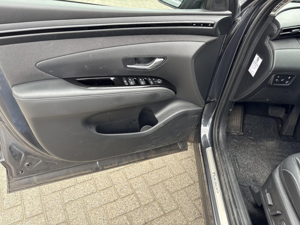 Hyundai Tucson 1.6 T-GDI HEV Premium Sky | 27.000km | NieuwStaat | Full Options