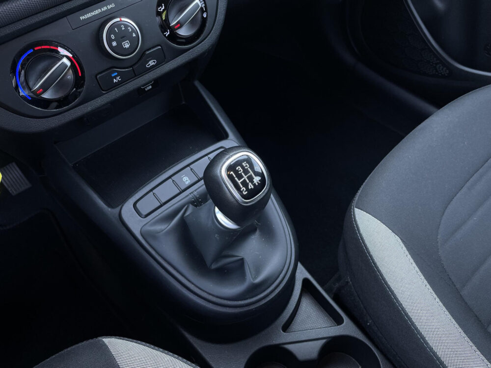 Hyundai i10 1.0 Comfort | Carplay | Cruise control | Lane assistent | LM velgen |