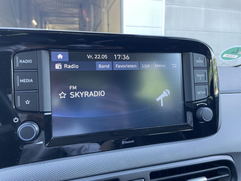 Hyundai i10 1.0 Comfort | Carplay | Cruise control | Lane assistent | LM velgen |