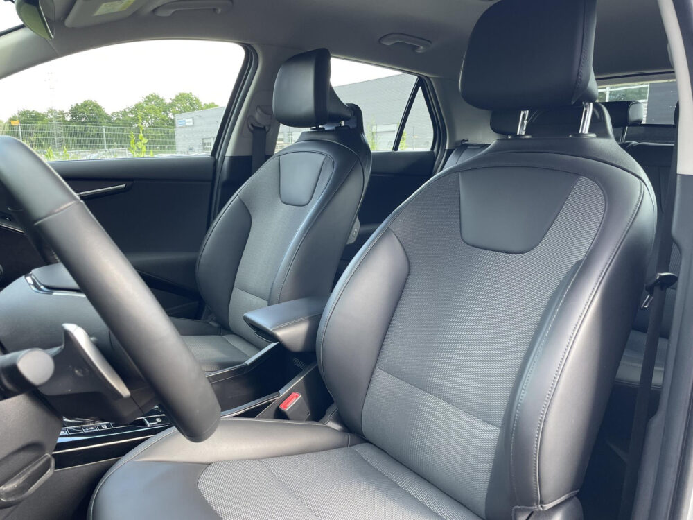 Kia Niro EV DynamicLine 64.8 kWh | Achteruitrijcamera | Adaptieve cruise | Lane assistent |