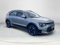 Kia Niro EV DynamicLine 64.8 kWh | Achteruitrijcamera | Adaptieve cruise | Lane assistent |