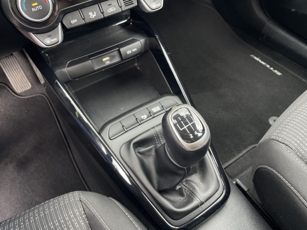 Kia Stonic 1.0 T-GDi MHEV DynamicLine | Navigatie | Achteruitrijcamera | Apple Carplay |