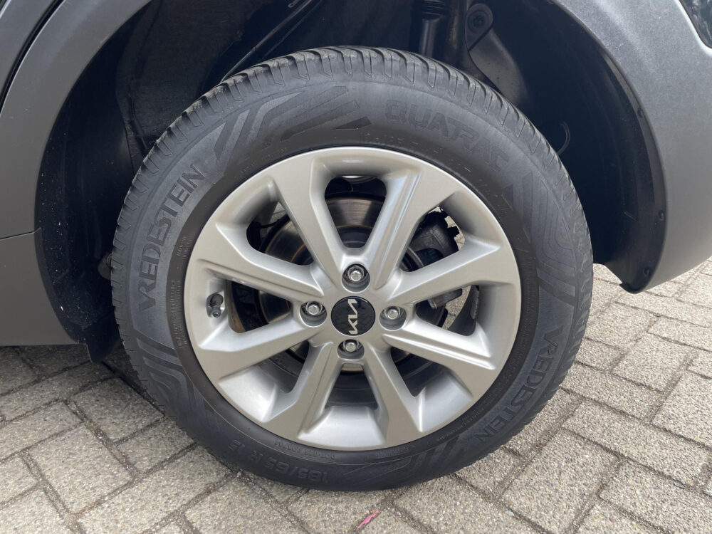 Kia Stonic 1.0 T-GDi MHEV DynamicLine | Navigatie | Achteruitrijcamera | Apple Carplay |