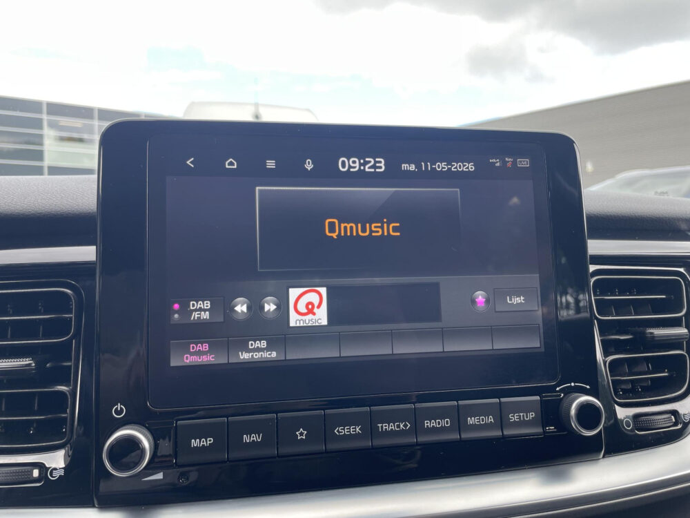 Kia Stonic 1.0 T-GDi MHEV DynamicLine | Navigatie | Achteruitrijcamera | Apple Carplay |