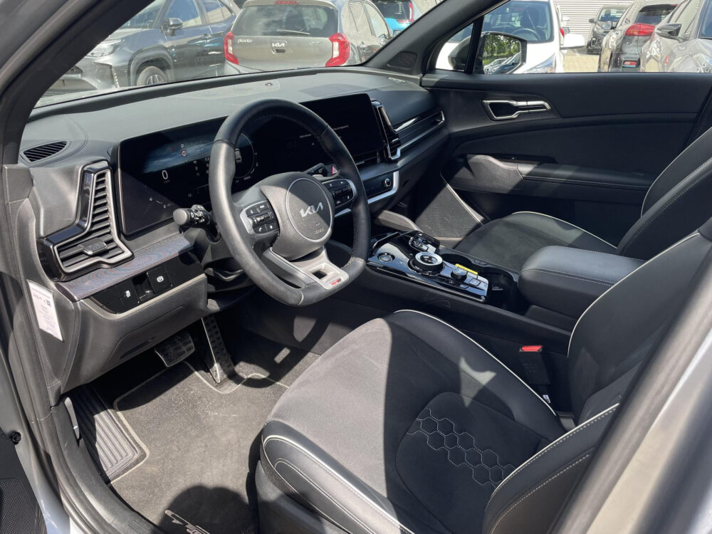 Kia Sportage 1.6 T-GDi MHEV GT-Line Edition | Panorama schuif kantel dak | Stoelverwarming voor en achter |