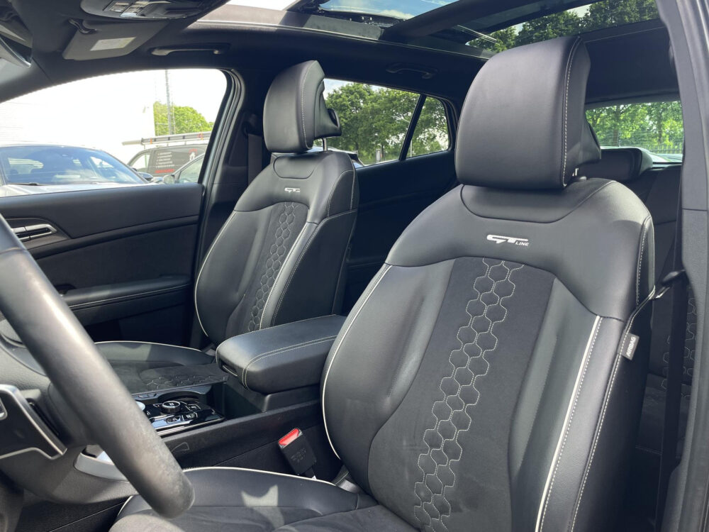 Kia Sportage 1.6 T-GDi MHEV GT-Line Edition | Panorama schuif kantel dak | Stoelverwarming voor en achter |