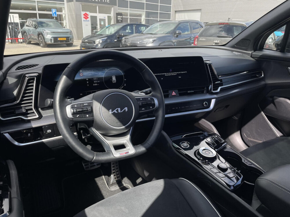 Kia Sportage 1.6 T-GDi MHEV GT-Line Edition | Panorama schuif kantel dak | Stoelverwarming voor en achter |