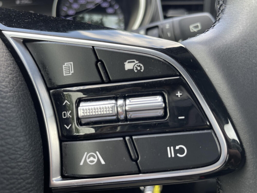 Kia Ceed 1.5 T-GDi MHEV DynamicLine | Climate control | Achteruitrijcamera | Cruise |