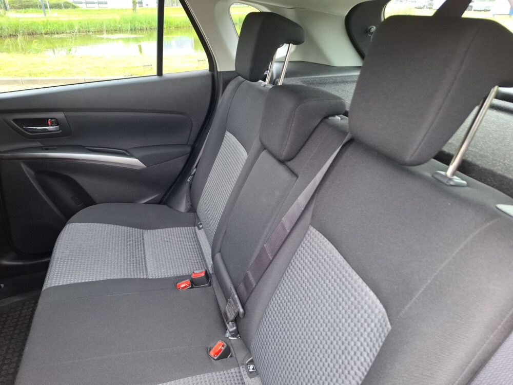 Suzuki S-Cross 1.4 Boosterjet Select Smart Hybrid tot 10 jaar of 200.000 km Fabrieksgarantie | Trekhaak |