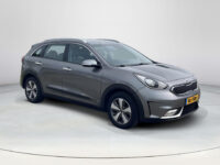 Kia Niro 1.6 GDi Hybrid First Edition | Trekhaak | Achteruitrijcamera |