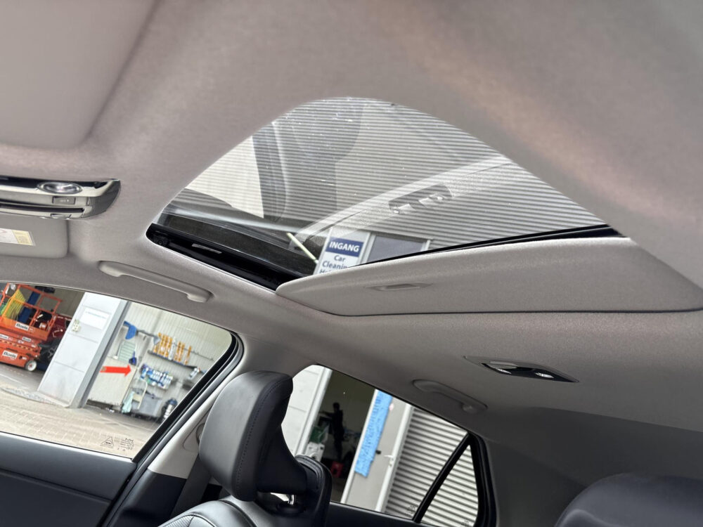 Kia Niro 1.6 GDi Hybrid ExecutiveLine | Stoel en stuur verwarming | Pano | Harman kardon |