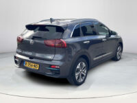 Kia e-Niro DynamicLine 64 kWh | Dodehoek detectie | Keyless | Stoelverwarming |
