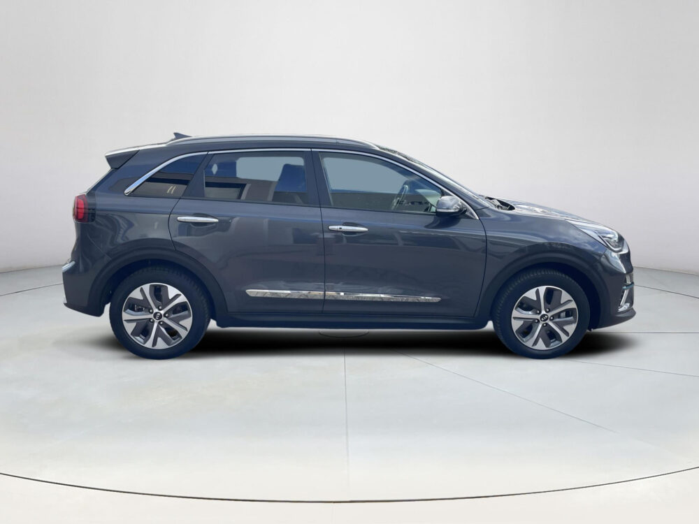 Kia e-Niro DynamicLine 64 kWh | Dodehoek detectie | Keyless | Stoelverwarming |