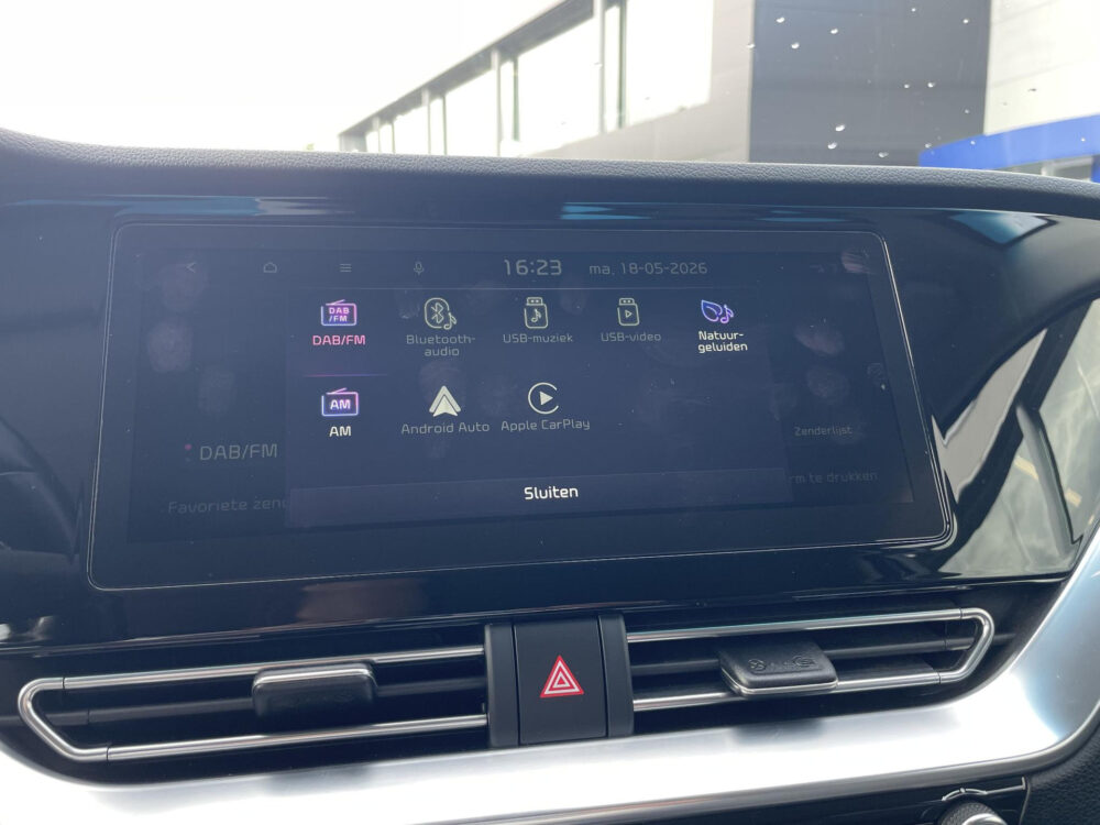 Kia e-Niro DynamicLine 64 kWh | Dodehoek detectie | Keyless | Stoelverwarming |
