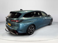 Peugeot 308 SW 1.6 HYbrid 180 Allure Pack Business 360 Camera | Trekhaak | All season