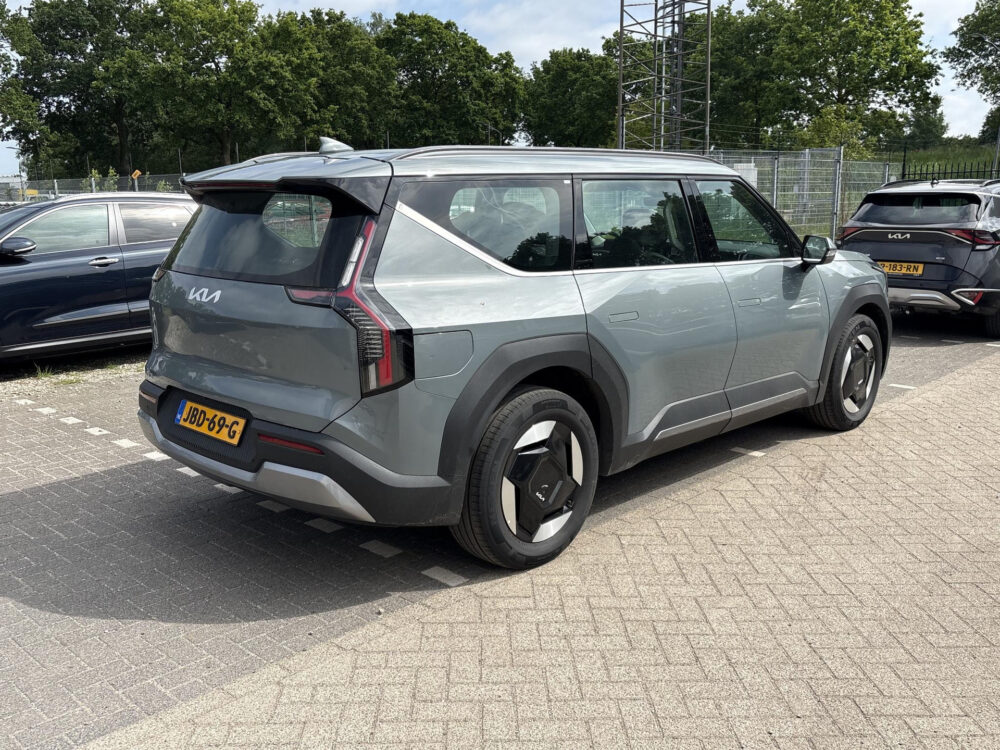 Kia EV9 First Edition 76.1 kWh | BTW !! | 7 persoons | 16.000km !!