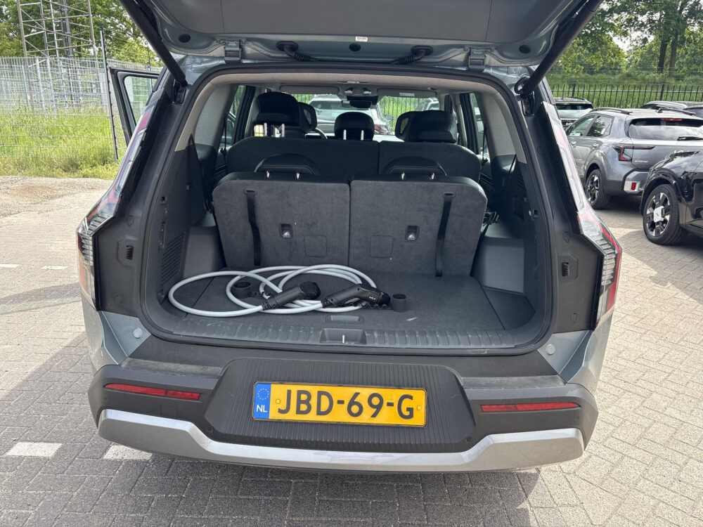Kia EV9 First Edition 76.1 kWh | BTW !! | 7 persoons | 16.000km !!