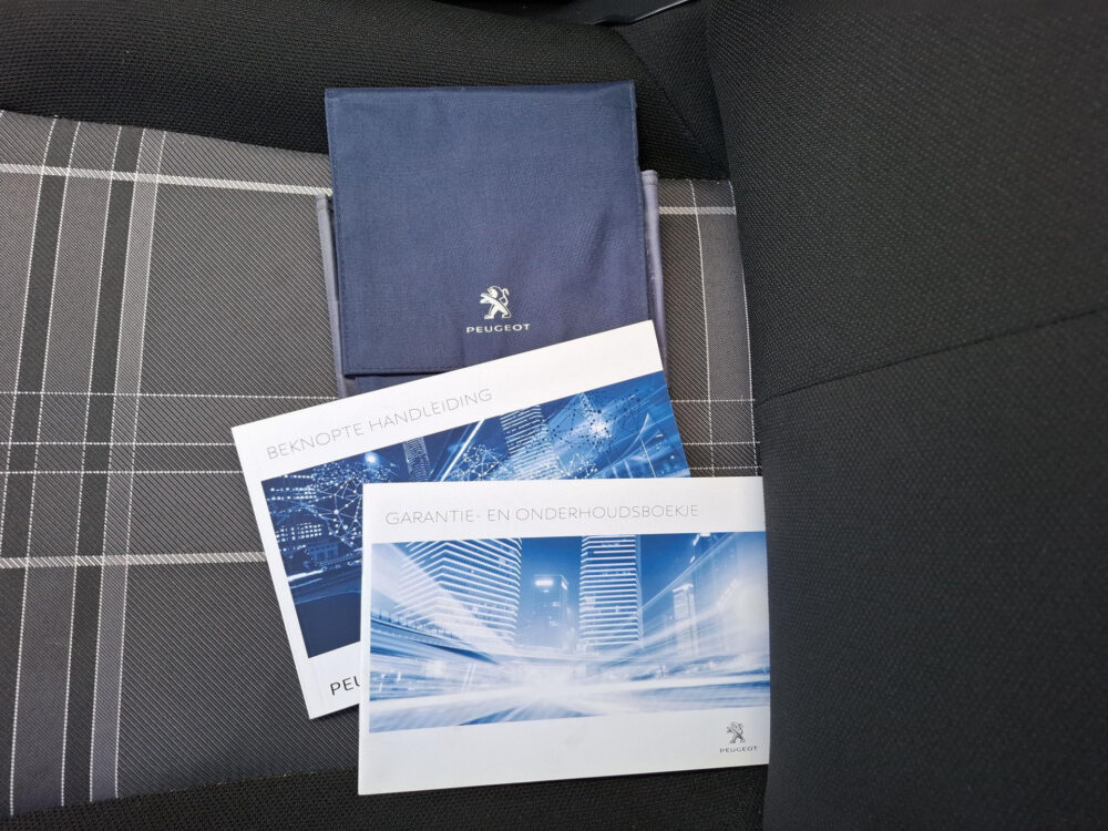 Peugeot 108 1.0 e-VTi Active / LAGE KM-stand !!! / lichtmetalen velgen / multifunctioneel stuur