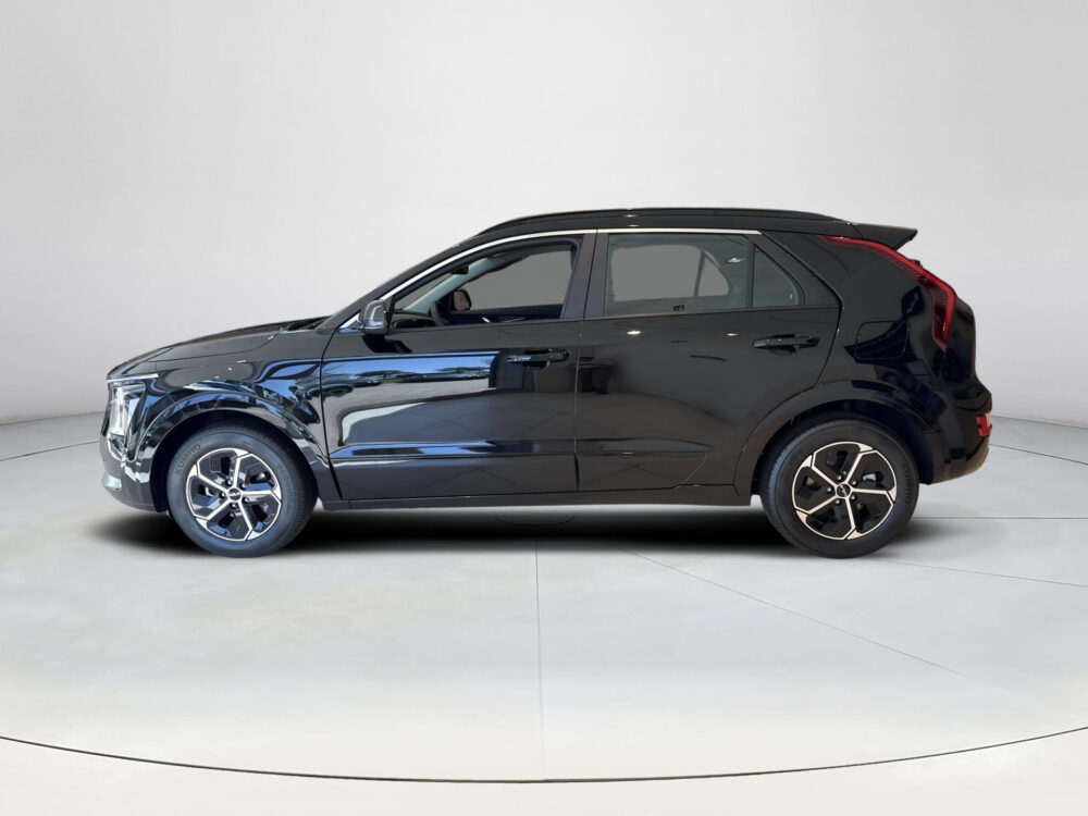 Kia Niro 1.6 GDi Hybrid DynamicLine | Nu met €3.000,- inruilpremie | Informeer naar de beschikbaarheid |