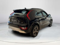Kia Niro 1.6 GDi Hybrid DynamicLine | Nu met €3.000,- inruilpremie | Informeer naar de beschikbaarheid |