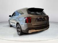 Kia Sorento 1.6 T-GDi Plug-in Hybrid 4WD ExecutiveLine 7p. | Tot 10 jaar garantie | Informeer naar de beschikbaarheid |