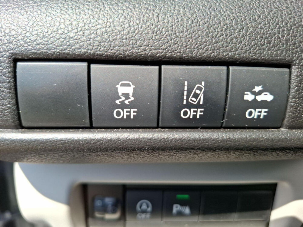 Suzuki Swift 1.2 Select Smart Hybrid |BTW !! | LED verlichting | achteruitrij camera | dode hoek detectie | airco