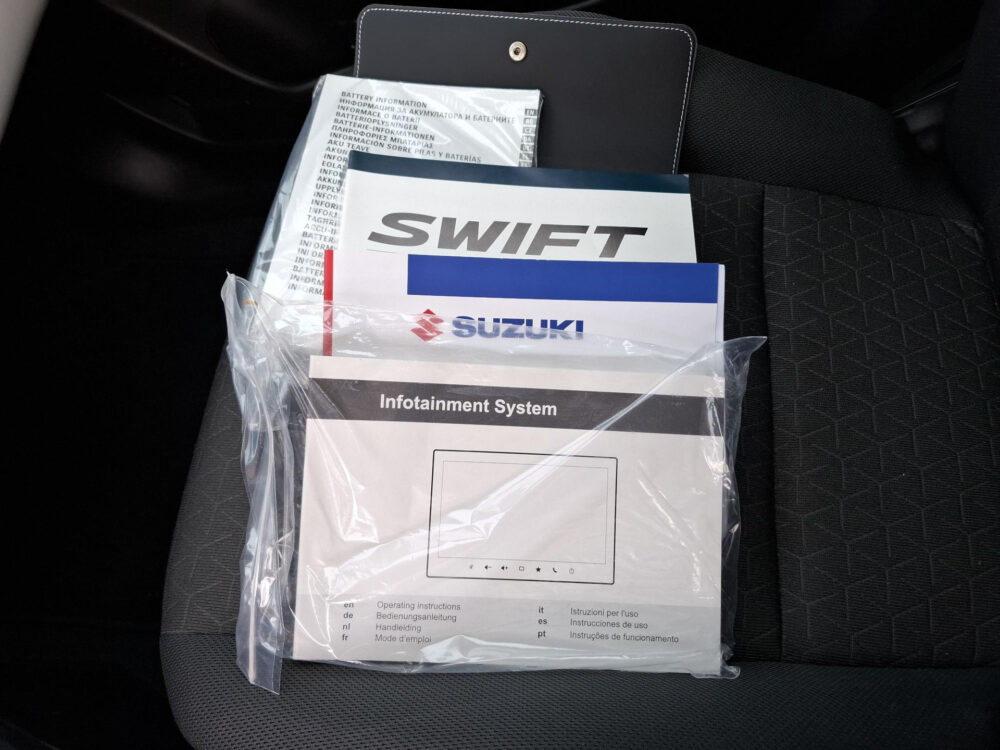Suzuki Swift 1.2 Select Smart Hybrid |BTW !! | LED verlichting | achteruitrij camera | dode hoek detectie | airco