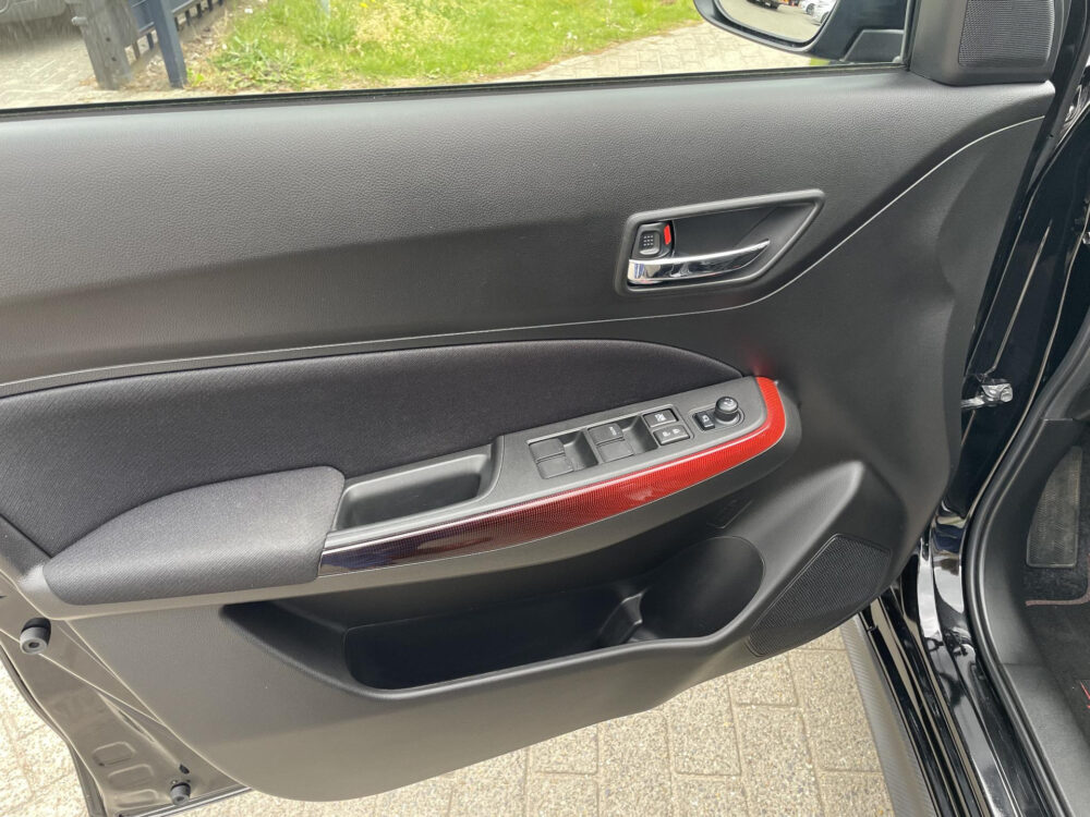 Suzuki Swift 1.4 Sport Smart Hybrid tot 10 jaar of 200.000km Fabrieksgarantie | 129 pk!
