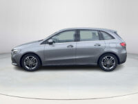 Mercedes-Benz B-klasse 180 Advantage | Achteruitrijcamera | Half leder | MBUX | Elektrische achterklep |